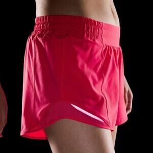 6585 NWT Lululemon Hotty Hot Low-Rise Lined Short 4" Lip Gloss in Sz 6